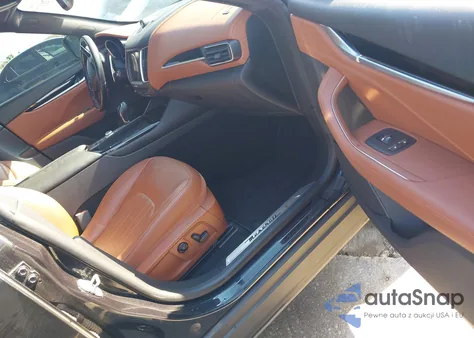 2017 Maserati Levante z USA, uszkodzony, nr VIN ZN661XUS3HX226921